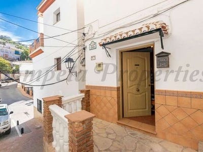 /international/es/sayalonga-andalusia-120090071690/