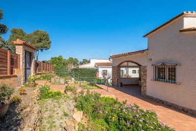 /international/es/pals-catalonia-310108790042/