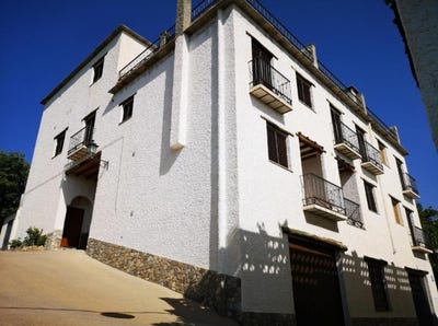 /international/es/alpujarra-de-la-sierra-andalusia-310107704554/