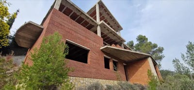 /international/es/corbera-de-llobregat-catalonia-310101355932/?lang=zh-cn