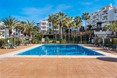 /international/es/estepona-andalusia-310101551006/?lang=fr