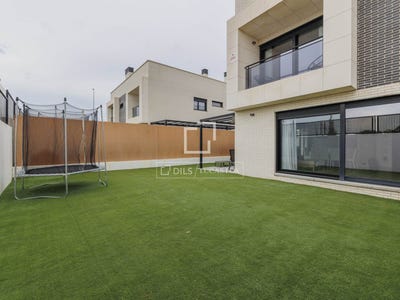 /international/es/boadilla-del-monte-madrid-310106484758/