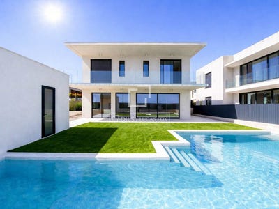 /international/es/sitges-catalonia-310107498930/