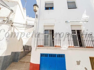 /international/es/competa-andalusia-310108465503/