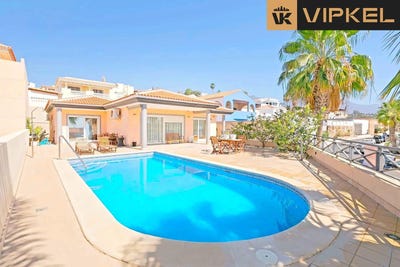 /international/es/santa-cruz-de-tenerife-canary-islands-310106388552/