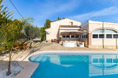 /international/es/267-calle-jerez-serra-valencian-community-310107357509/