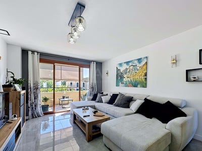 /international/es/carrer-de-la-cadernera-pollenca-balearic-islands-310108401071/