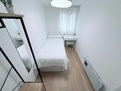 /international/es/calle-del-puerto-del-bruch-madrid-madrid-310103138155/