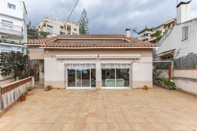 /international/es/esplugues-de-llobregat-catalonia-310100644733/