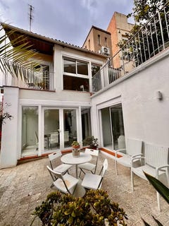/international/es/avinguda-del-cardenal-vidal-i-barraquer-barcelona-catalonia-310103215404/