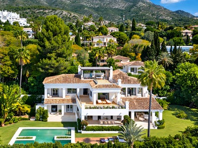 /international/es/classic-mediterranean-elegance-in-marbella-hill-club-marbella-golden-mile-marbella-marbella-golden-mile-malaga-spain-marbella-valencian-community-310109079487/?lang=it
