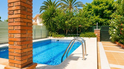 /international/es/carrer-del-berganti-cambrils-catalonia-310109740302/