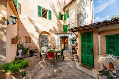 /international/es/cami-de-can-guida-18-islas-baleares-balearic-islands-310106684867/
