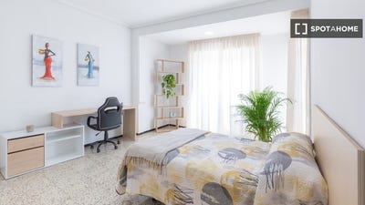 /international/es/alicante-valencian-community-310108554431/