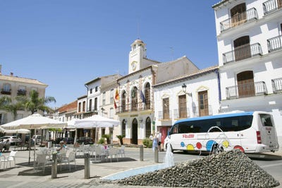 /international/es/encinasola-antigua-calle-rosales-malaga-andalusia-120078072491/