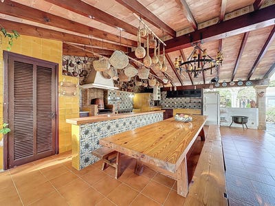 /international/es/carrer-de-l-anfos-pollenca-balearic-islands-310106482291/
