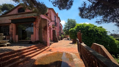 /international/es/carrer-del-parc-de-la-budellera-barcelona-catalonia-310109093128/