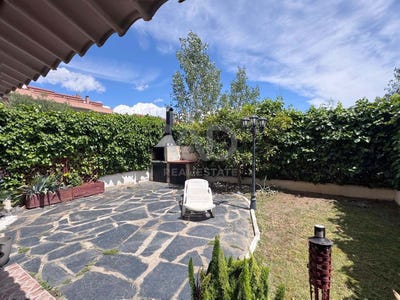 /international/es/carrer-de-salvador-espriu-cambrils-catalonia-310108418084/
