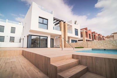 /international/es/pilar-de-la-horadada-alicante-valencian-community-310100135543/