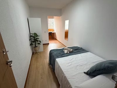 /international/es/calle-de-peru-coslada-madrid-310097004706/
