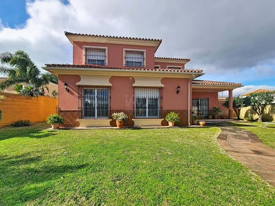 /international/es/calle-alcornoque-algeciras-andalusia-310106045901/