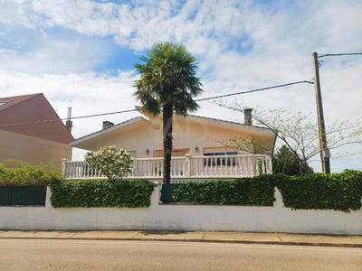 /international/es/calle-nueva-valverde-de-la-virgen-castile-and-leon-310107702115/