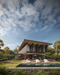 /international/es/modern-designer-villa-in-la-cerquilla-nueva-andalucia-marbella-nueva-andalucia-malaga-spain-marbella-valencian-community-310109079704/
