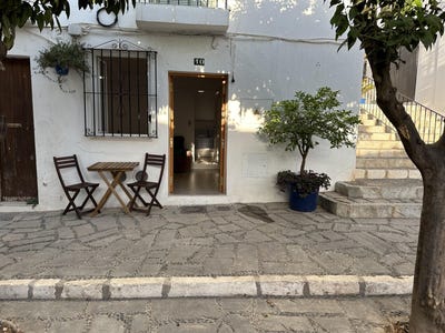 /international/es/estepona-andalusia-310120049026/