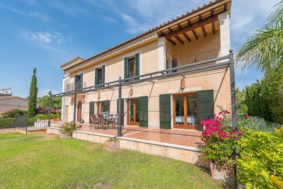 /international/es/48-carrer-de-les-platges-calvia-balearic-islands-310101736088/