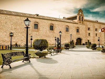 /international/es/calle-teresa-enriquez-torrijos-castile-la-mancha-310108456175/