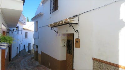 /international/es/comares-andalusia-310106109357/