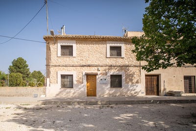 /international/es/pinoso-valencian-community-310106992918/