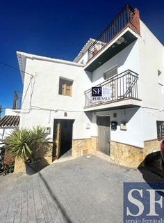 /international/es/canillas-de-aceituno-andalusia-310106263612/