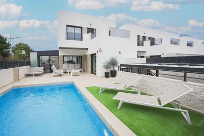 /international/es/dolores-a-dolores-valencian-community-310108924249/?lang=es