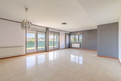 /international/es/avenida-de-italia-arroyomolinos-extremadura-310109200166/?lang=pt