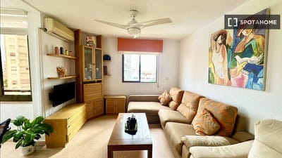 /international/es/alicante-valencian-community-310108939170/