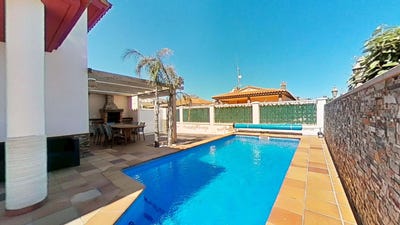/international/es/calle-capadella-deltebre-catalonia-310104334545/