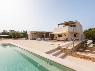 /international/es/sant-francesc-de-formentera-balearic-islands-310107759258/