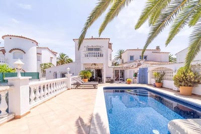 /international/es/empuriabrava-catalonia-310100915244/