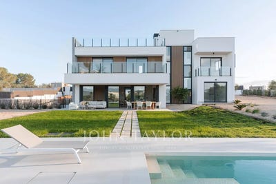 /international/es/son-gual-balearic-islands-310104231087/