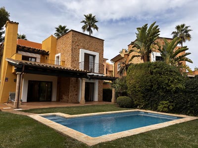 /international/es/carrer-de-chopin-10-07180-calvia-illes-balears-spain-calvia-balearic-islands-310104144535/