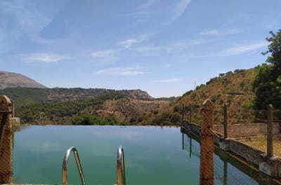 /international/es/ardales-andalusia-310105829330/