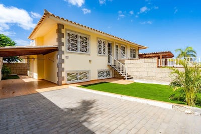 /international/es/arona-canary-islands-310108183928/
