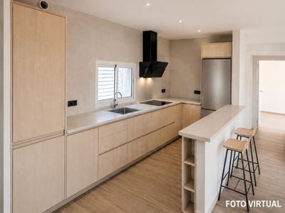 /international/es/calle-antonio-hugo-homerique-sanlucar-de-barrameda-andalusia-310110134162/
