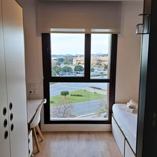 /international/es/bulevar-louis-pasteur-malaga-andalusia-310107324276/