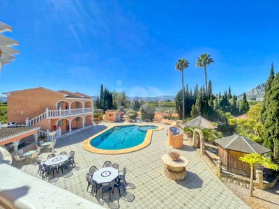 /international/es/alicante-valencian-community-310099806950/