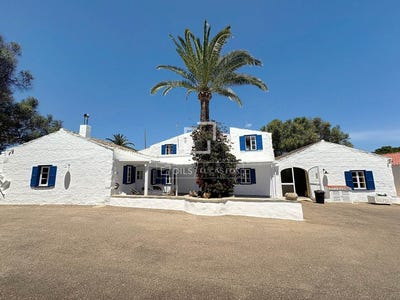 /international/es/es-castell-balearic-islands-310104079422/