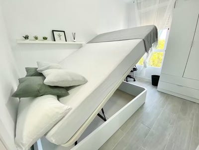 /international/es/avenida-de-los-angeles-getafe-madrid-310093875411/