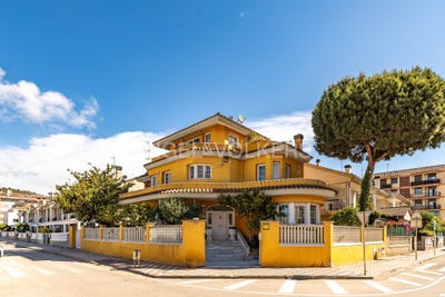 /international/es/pineda-de-mar-catalonia-310100645121/