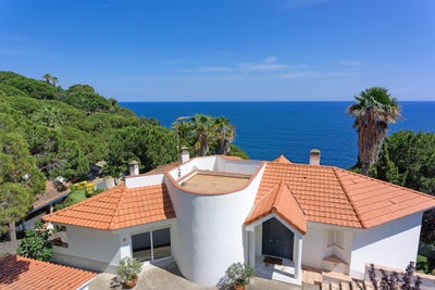 /international/es/avenida-la-tortuga-12-lloret-de-mar-catalonia-310100908089/